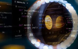 南昌 ,php声明和调用变量的符号是什么？